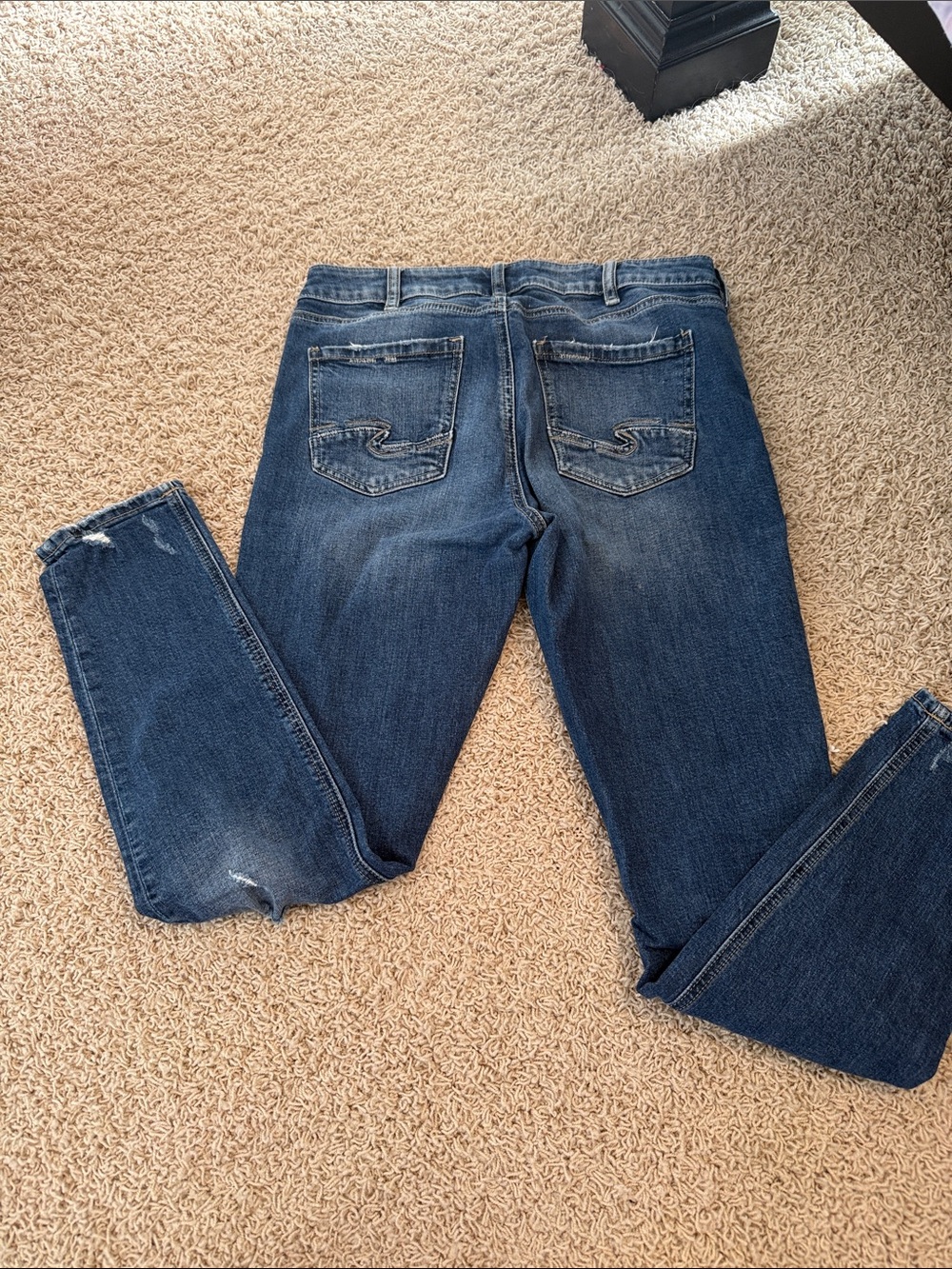 Silver Jeans Women's Skinny Jeans in Dark Blue Wash